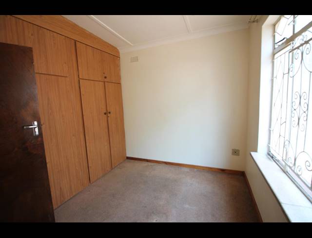 3 BEDROOM HOUSE TO LET IN KENSINGTON